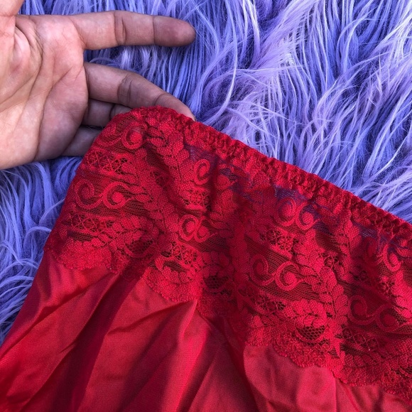 Vintage lace slip size LARGE - Picture 4 of 7